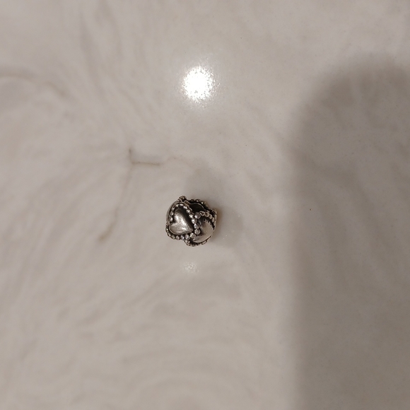 Pandora Heart Spacer - Picture 1 of 1